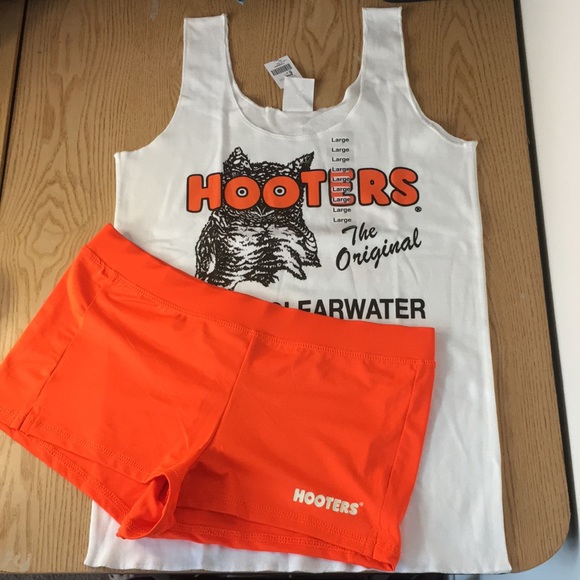New Hooters Girl Sexy 2Pc Uniform Tank & Shorts Stretchy Both Size Large - Picture 4 of 6